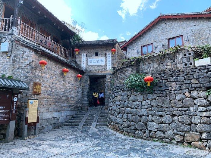 青苗成长 | 狱地联动 “火焰蓝”强势出击